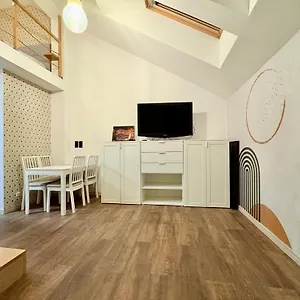 Caput Mundi Apartment